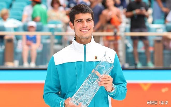 不同风格的 不同风格的